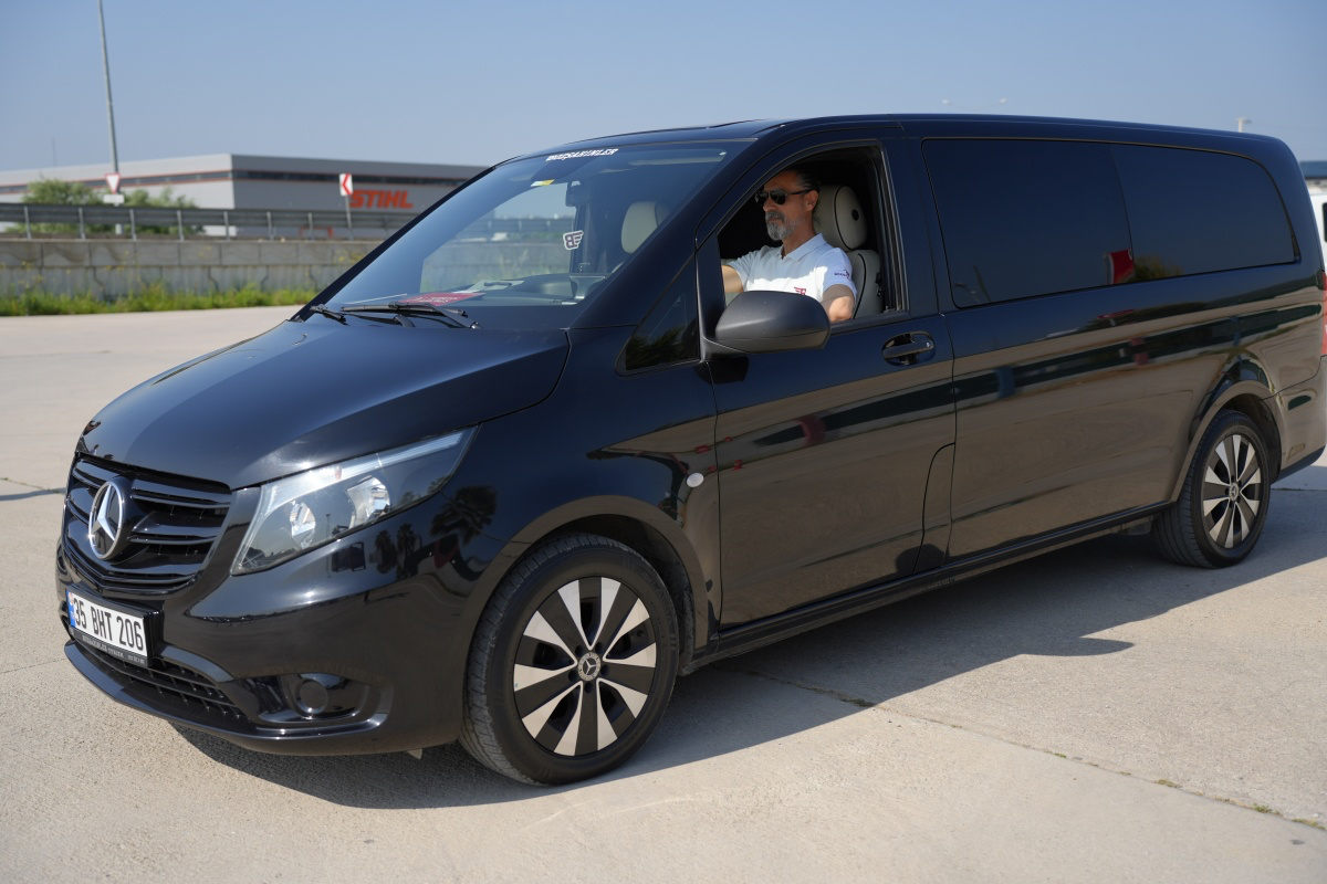 Mercedes-Benz Vito VIP Araç 4
