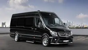 Mercedes-Benz Sprinter VIP transfer aracı - 9-16 Kişi kapasite İzmir Havalimanı transferi